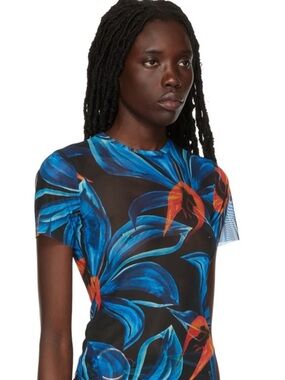 Louisa Ballou Blue Beach T-Shirt size XS floral tropical resort